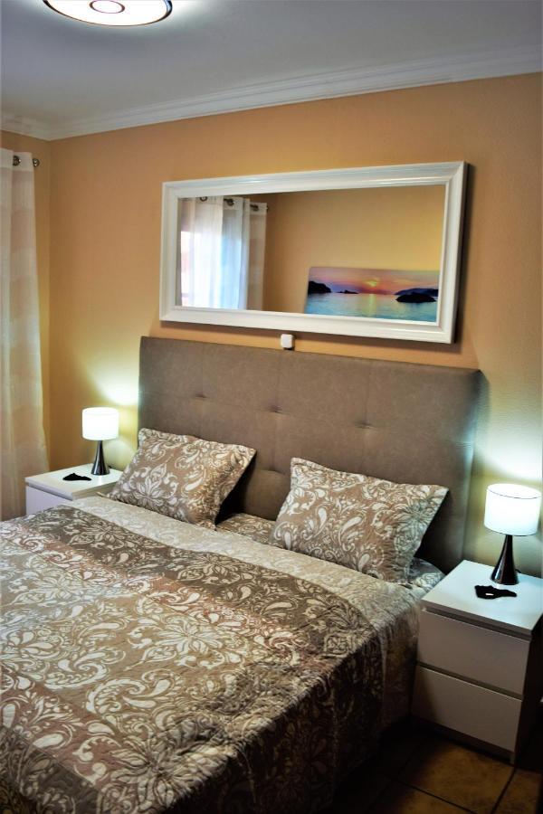 Victoria Family Apartman Tenerife Costa Del Silencio Eksteriør bilde