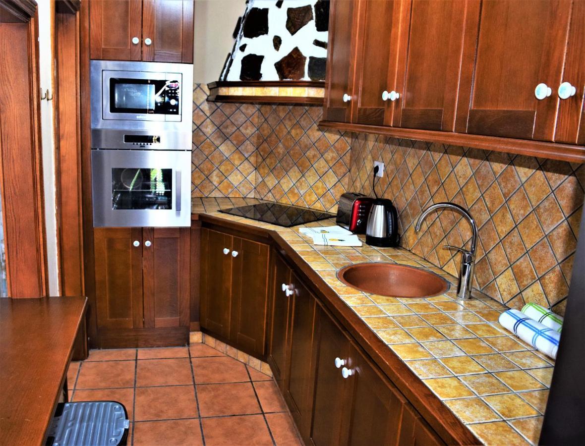 Victoria Family Apartman Tenerife Costa Del Silencio Eksteriør bilde