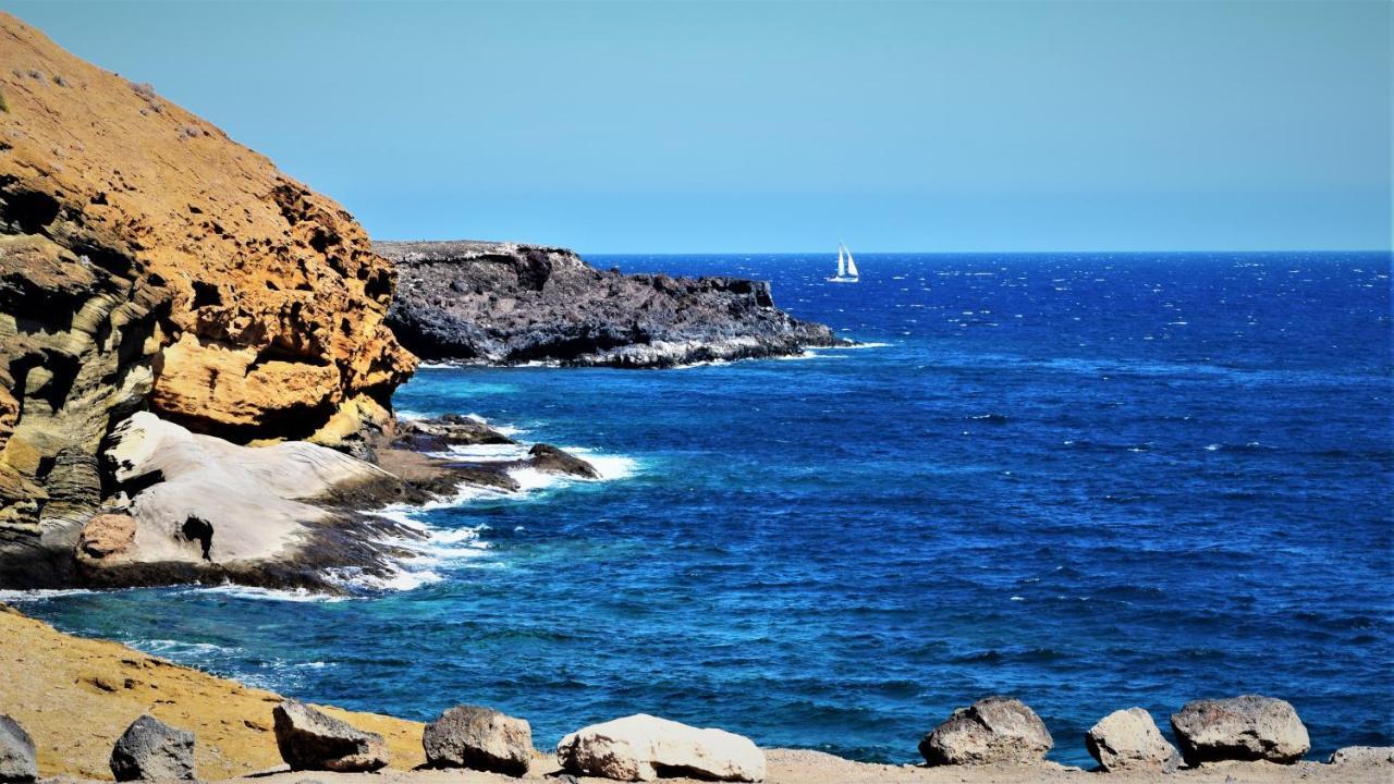 Victoria Family Apartman Tenerife Costa Del Silencio Eksteriør bilde