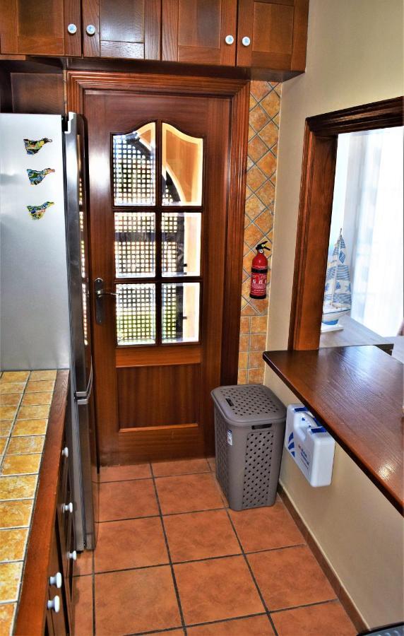 Victoria Family Apartman Tenerife Costa Del Silencio Eksteriør bilde